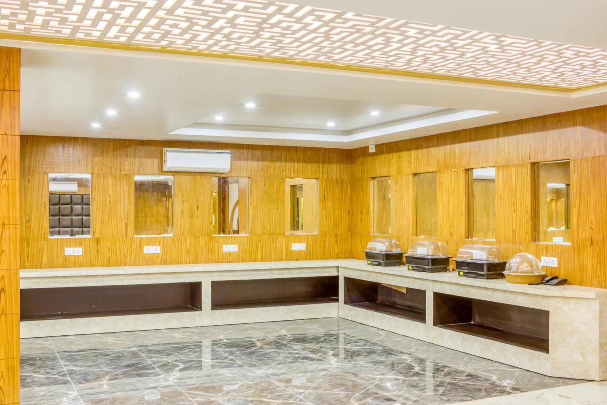 Zip By Spree Hotels Grand Legacy Prime Dehradun Exterior foto