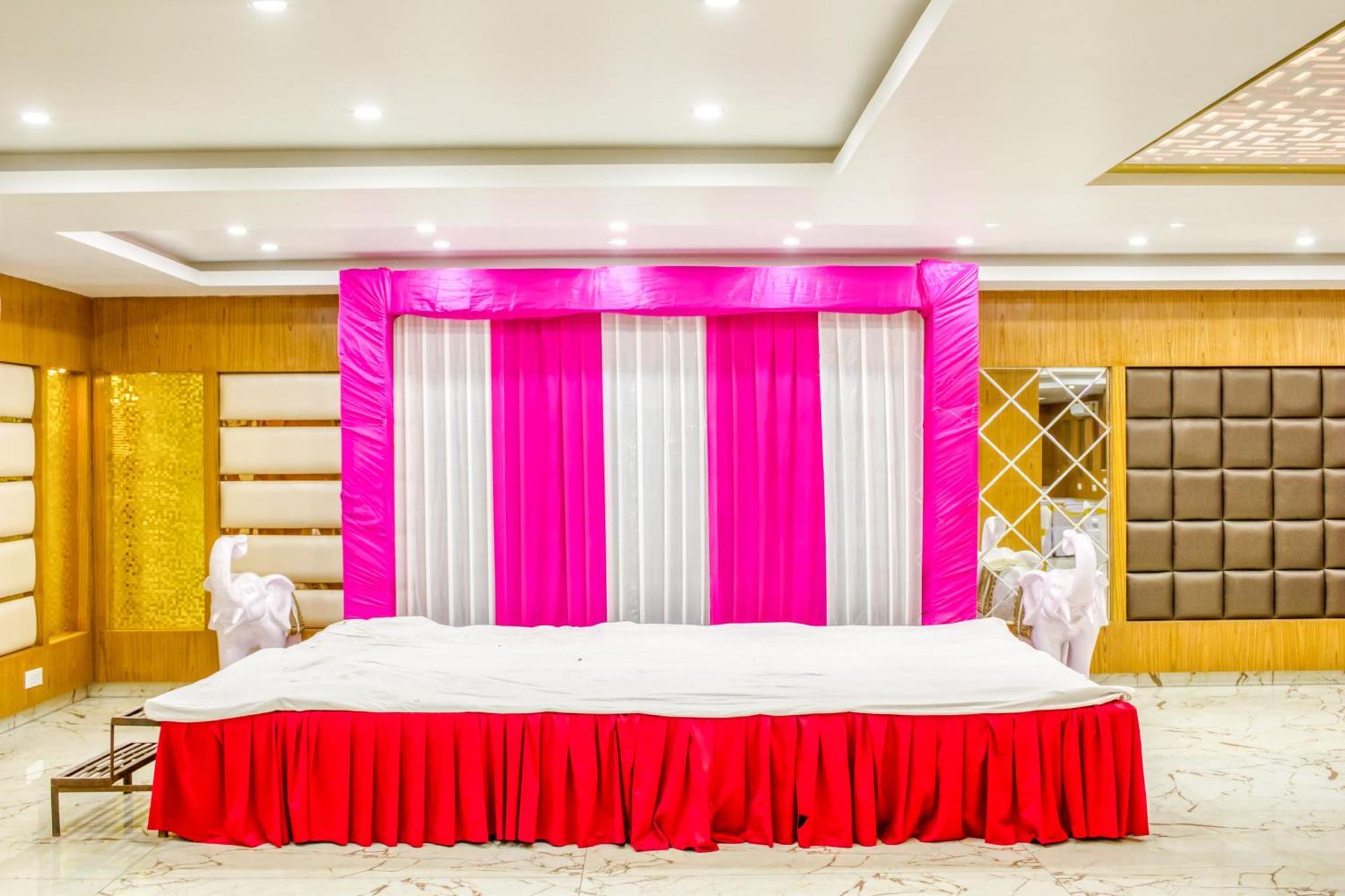 Zip By Spree Hotels Grand Legacy Prime Dehradun Exterior foto