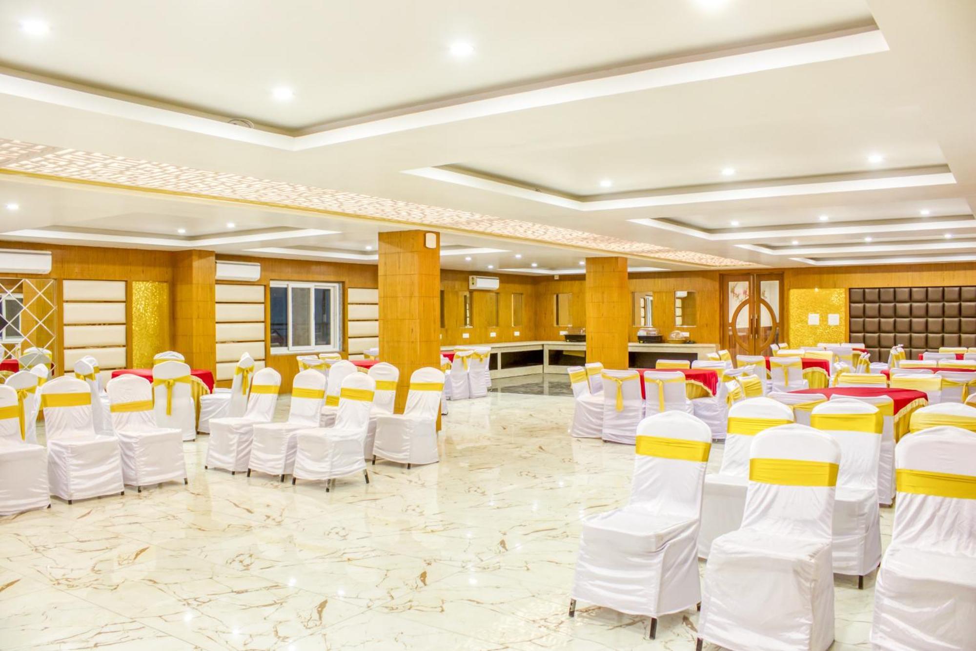 Zip By Spree Hotels Grand Legacy Prime Dehradun Exterior foto