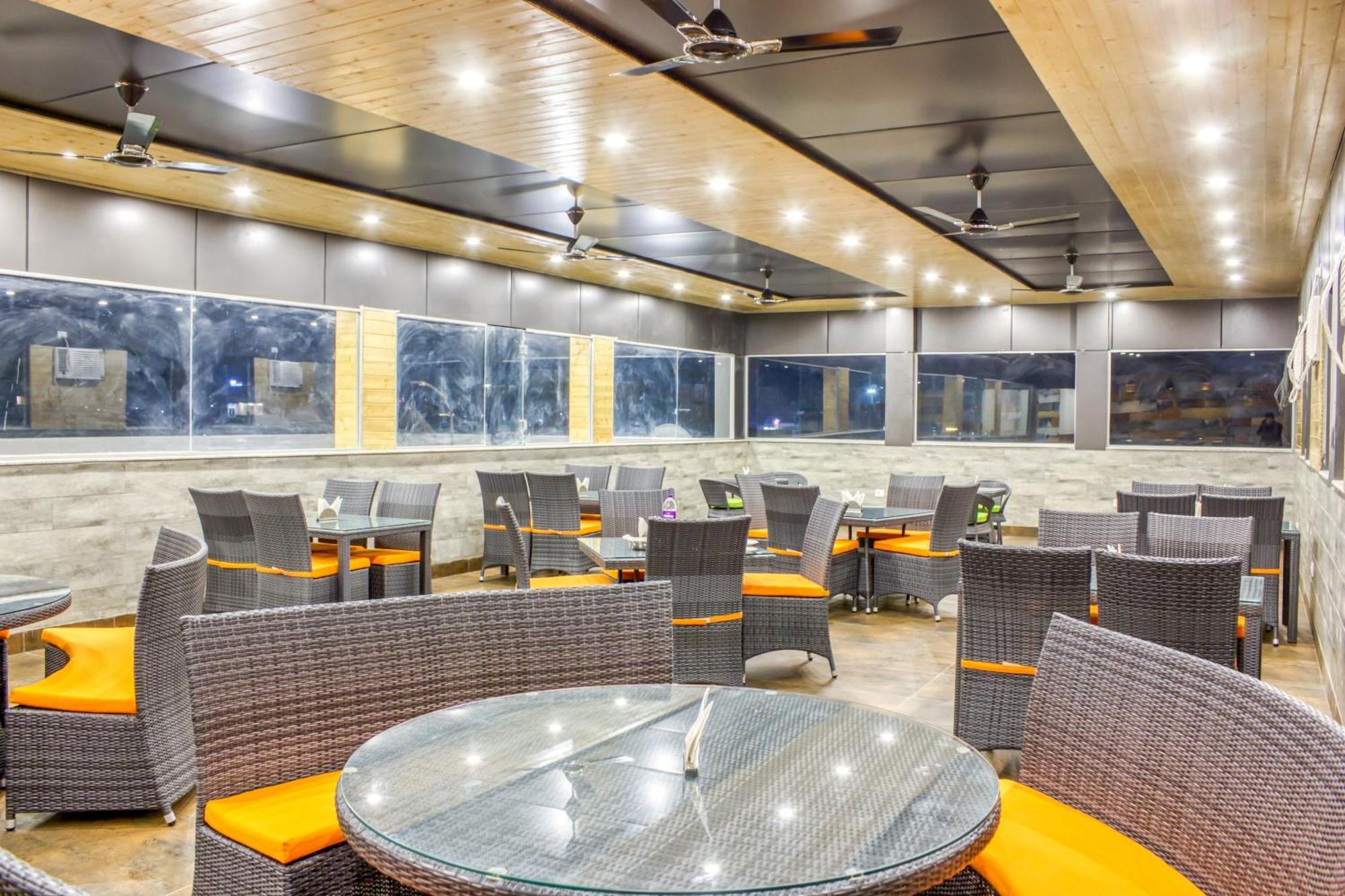 Zip By Spree Hotels Grand Legacy Prime Dehradun Exterior foto